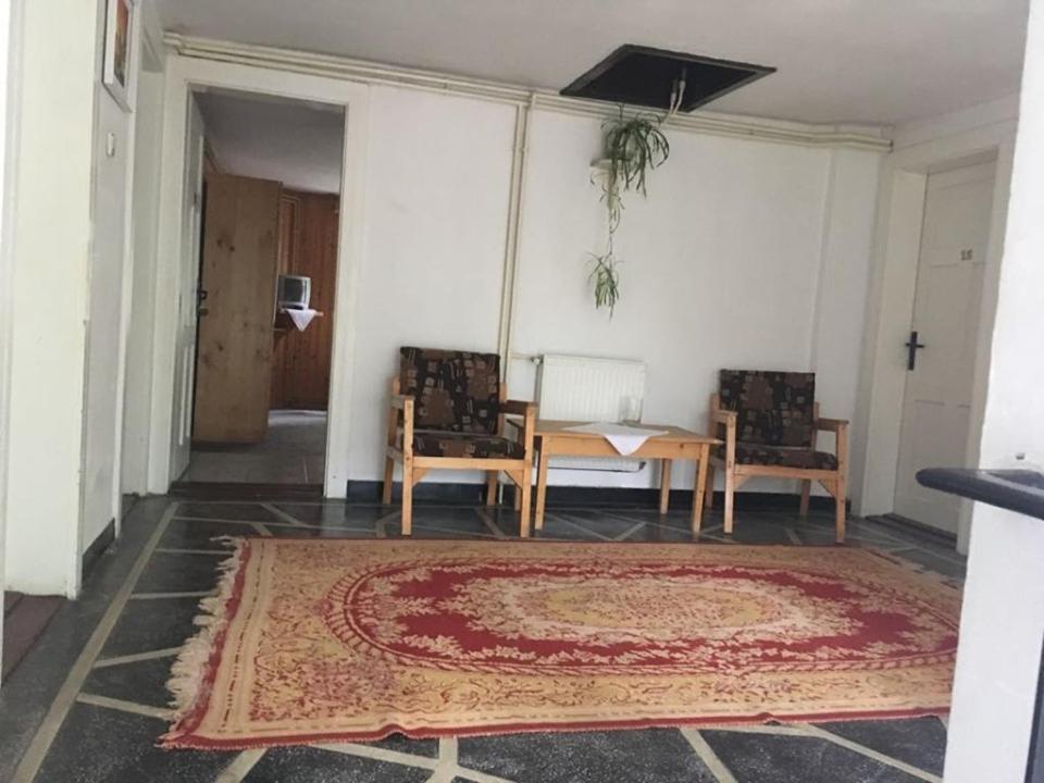 Manyi Villa BaileTusnad Exterior photo